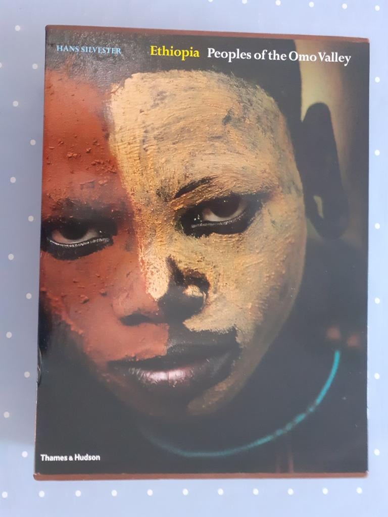 ETHIOPIA PEOPLES OF THE OMO VALLEY, by Hans Silvester, Ophalen of Verzenden, Zo goed als nieuw
