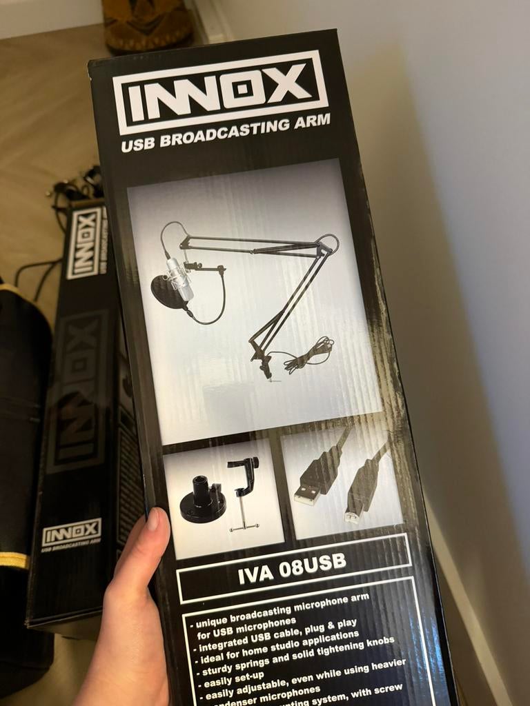 Innox IVA 08 USB broadcasting microfoon statief, Muziek en Instrumenten, Standaards, Ophalen of Verzenden, Zo goed als nieuw, Microfoon