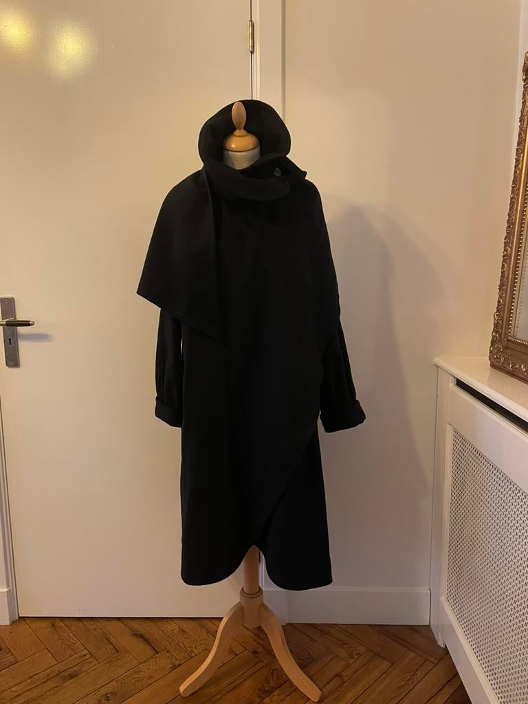 Loden vintage mantel cape wol zwart een maat, Kleding | Dames, Jassen | Winter, Ophalen of Verzenden, Zo goed als nieuw, Zwart