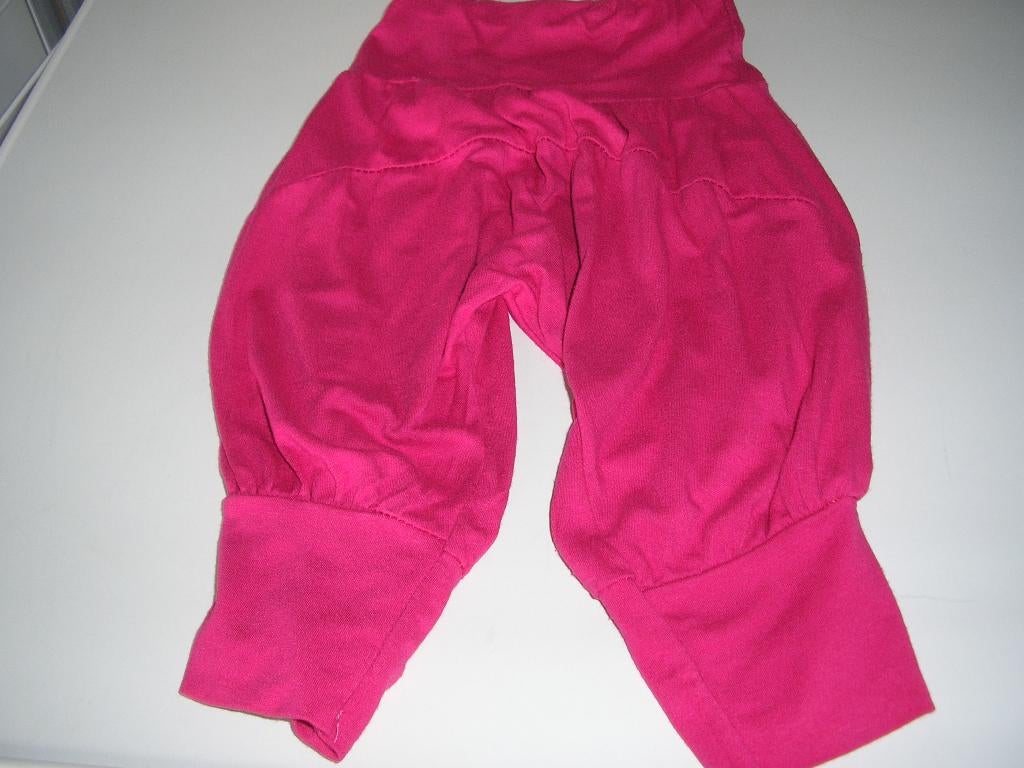 Broekje van Hema maat 110-116, Broek, Meisje, Ophalen of Verzenden, Zo goed als nieuw