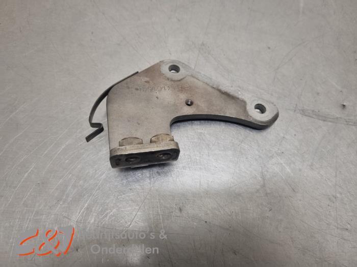 Steun (diversen) van een Mercedes Vito, Gebruikt, -, Ophalen of Verzenden, -