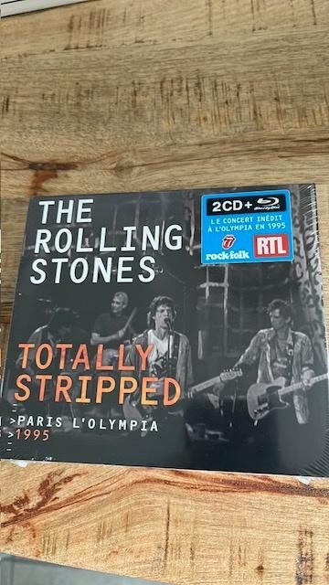 Rolling Stones Totally Stripped in Paris (2cd + Blu Ray), Ophalen, Nieuw in verpakking, Poprock