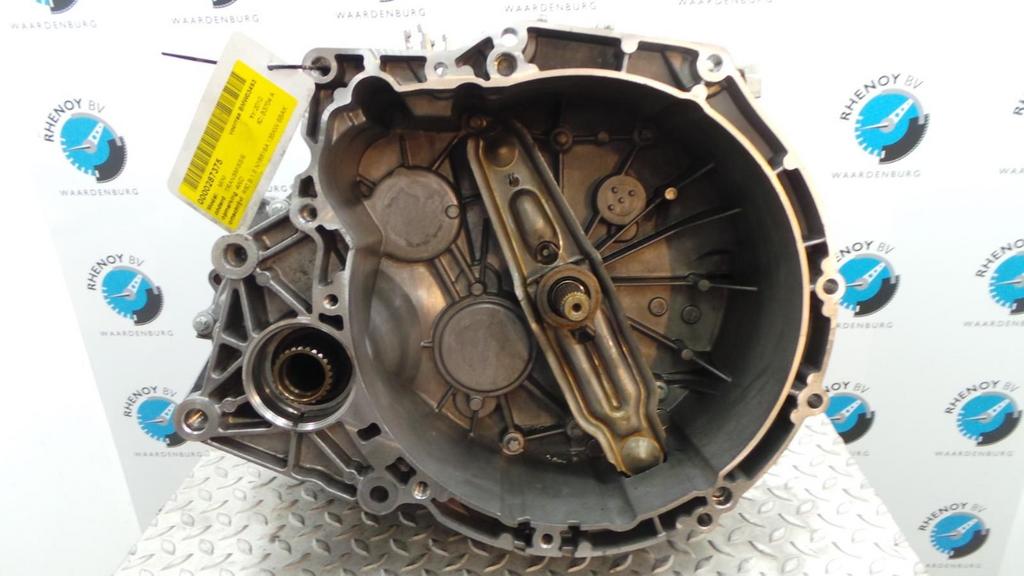 MINI (BMW) MINI TRANSMISSIE / VERSNELLINGSBAK 2010, Ophalen of Verzenden, Gebruikt, Stiba lid