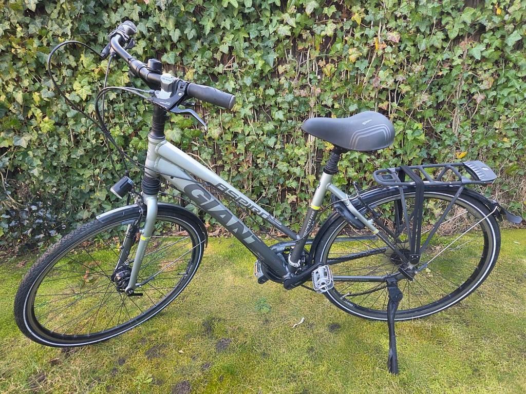 Giant Aspiro Tour Fiets, Ophalen of Verzenden, Zo goed als nieuw, Meer dan 20 versnellingen, Giant