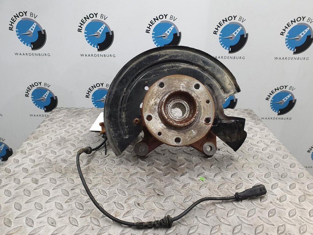 DACIA DUSTER FUSEE LV 2011, Ophalen of Verzenden, Gebruikt, Stiba lid