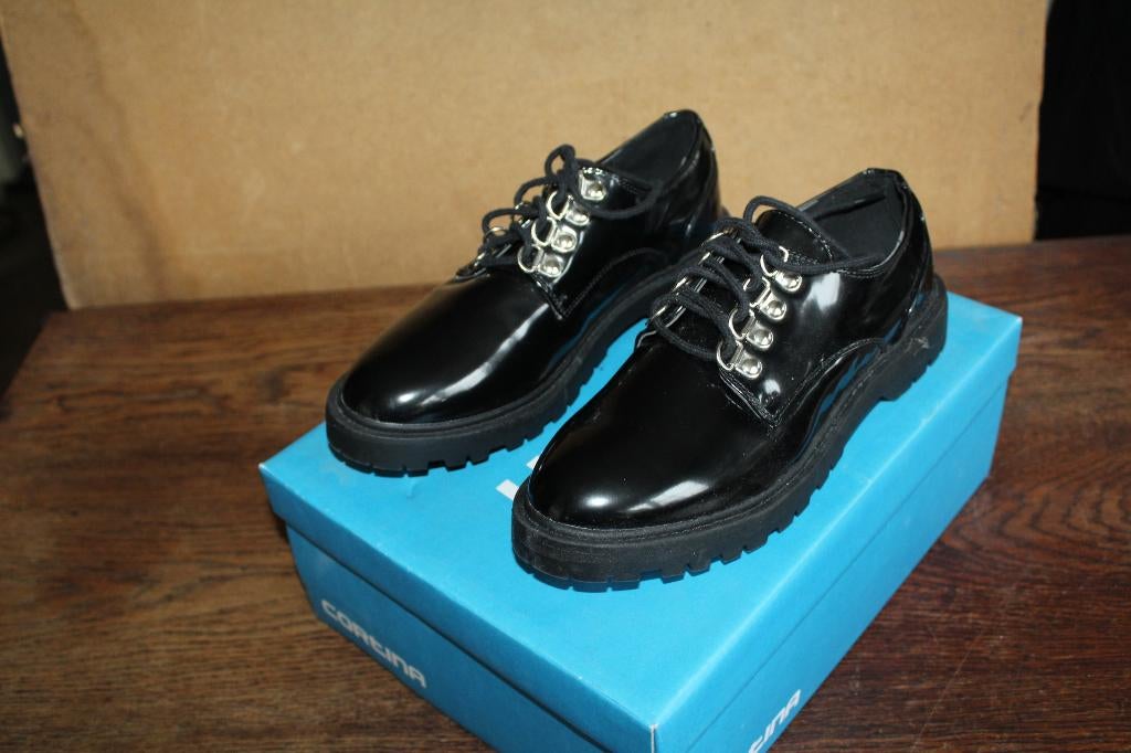 zwarte glans veterschoen mt 38 KOOPJE, Schoenen met lage hakken, ., Zwart, Nieuw