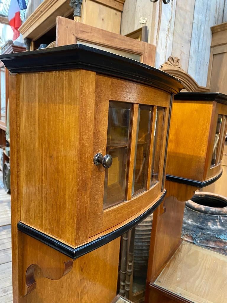 Twee Vintage kastjes nachtkastjes met vitrine, Ophalen, Gebruikt, Minder dan 45 cm