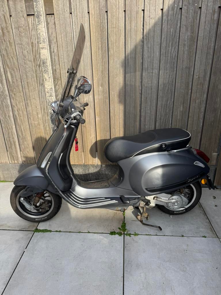 Vespa Sprint 2017 model 54xxx km, goed onderhouden, Ophalen, Gebruikt, Benzine, Vespa