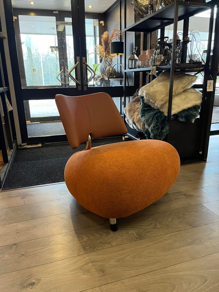 Leolux Pallone bouclé/ leder, 75 tot 100 cm, Ophalen of Verzenden, Zo goed als nieuw, Stof