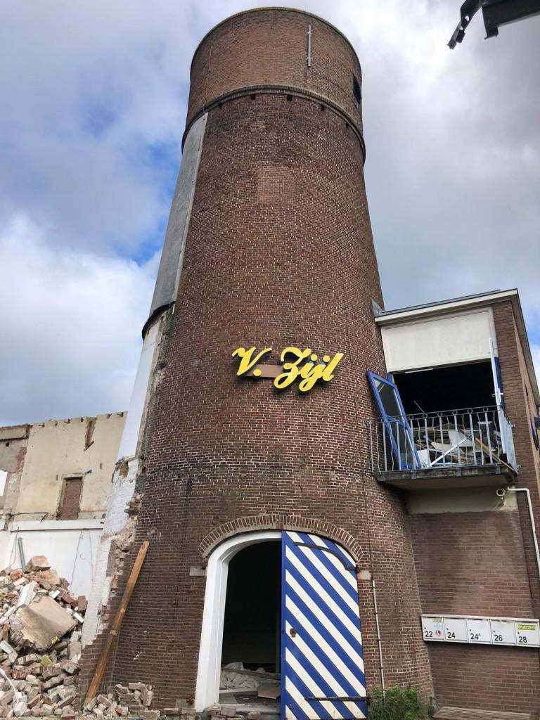 In - en verkoop van oude bouwmaterialen, stenen ,dakpan enz., Ophalen, Overige materialen, Gebruikt, Overige typen