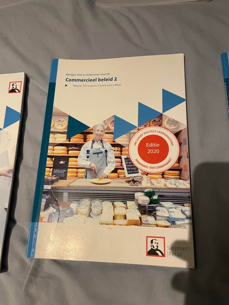 Commercieel Beleid 2 - Manager Retail, Ophalen of Verzenden, Zo goed als nieuw, MBO