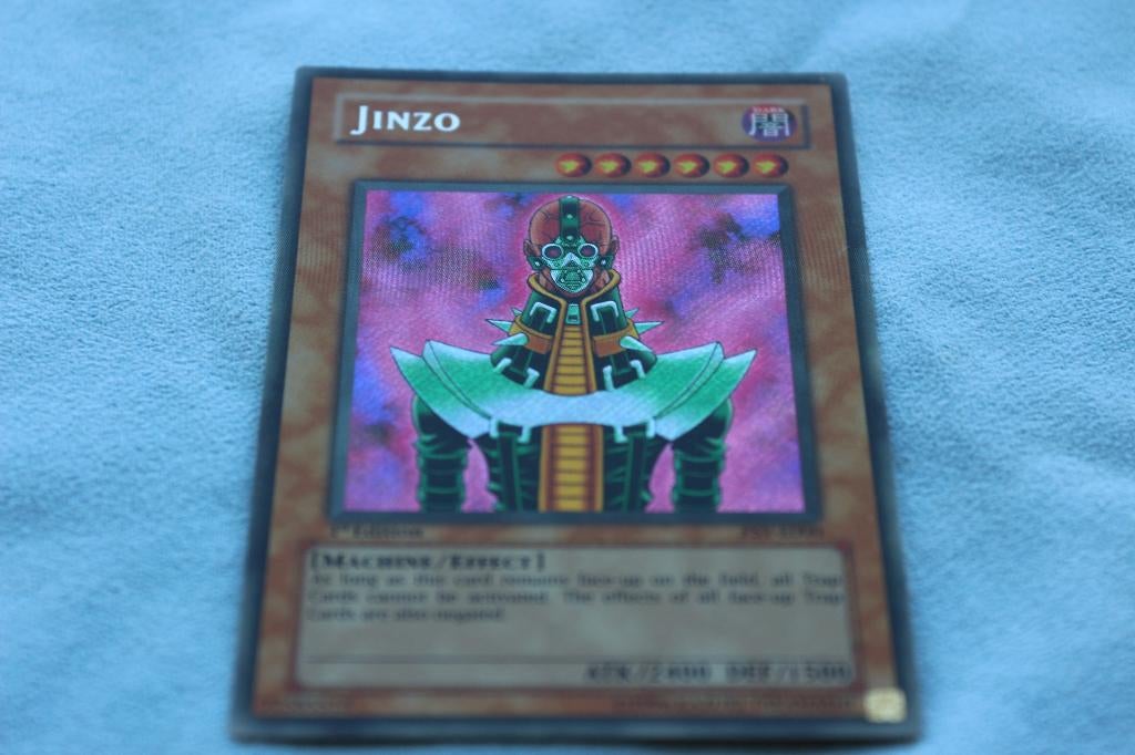 Jinzo (Near Mint) PSV-E000 1st edition, Hobby en Vrije tijd, Verzamelkaartspellen | Yu-gi-Oh!, Ophalen of Verzenden, Zo goed als nieuw