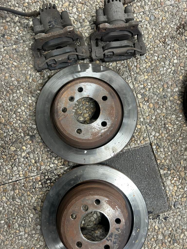 Bmw e39 540i remklauwen compleetset, Ophalen of Verzenden, Gebruikt, BMW