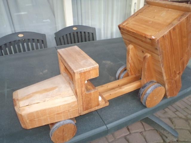 Vrachtauto (hout), Kinderen en Baby's, Speelgoed | Houten speelgoed, Ophalen, Gebruikt
