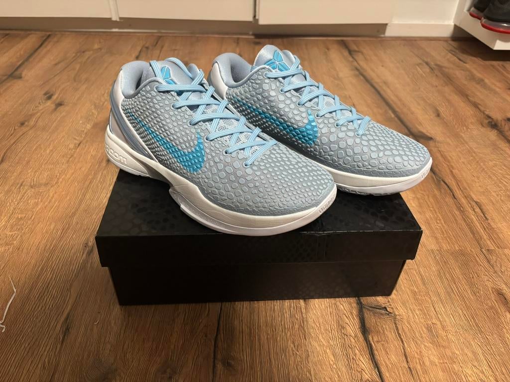 Kobe 6 caitlin, Overige kleuren, Verzenden, Sportschoenen, Zo goed als nieuw
