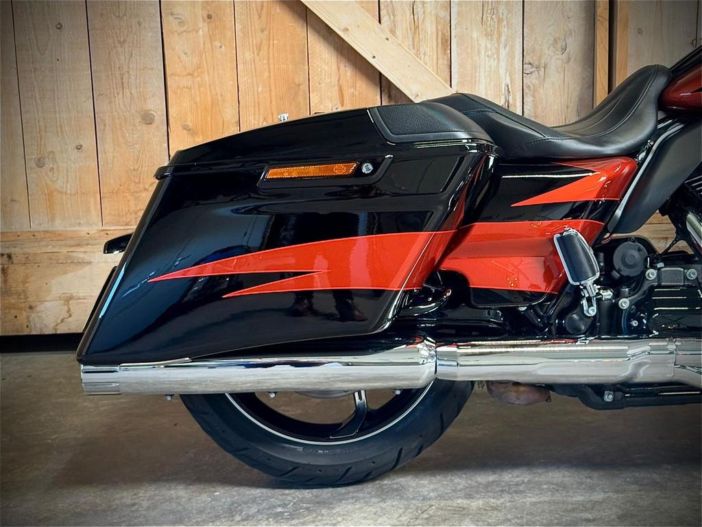 Harley-Davidson Cvo STREETGLIDE / 1868 / 114CI / FLHXSE / 20 - foto 3
