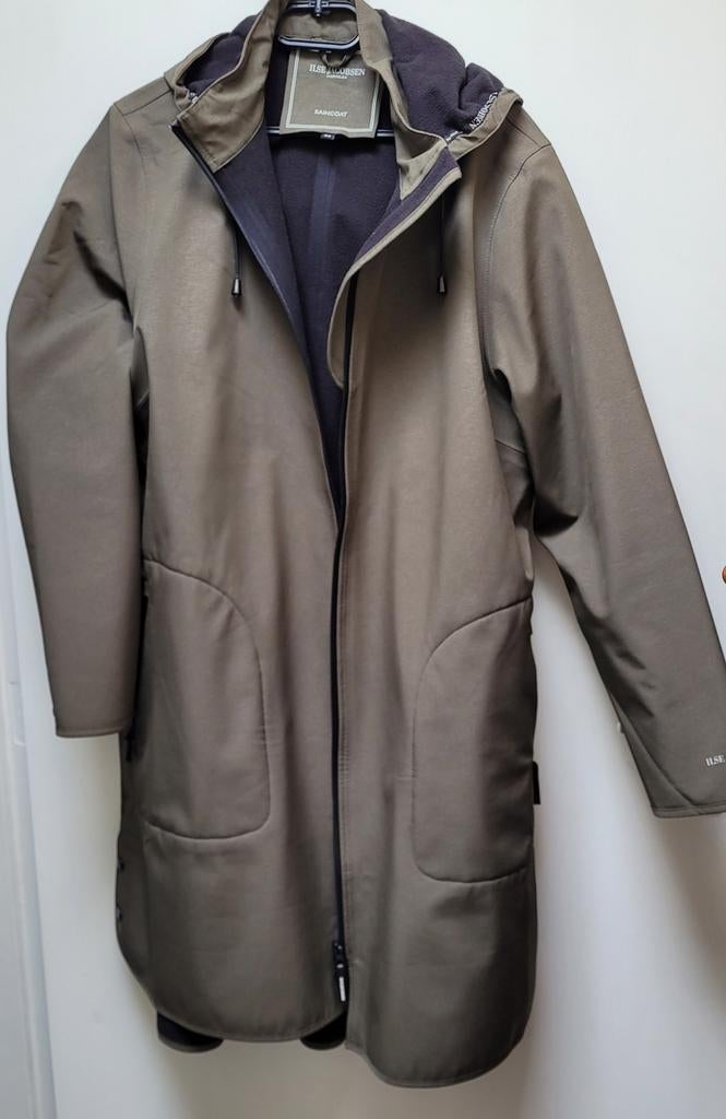 Ilse Jacobsen regenjas/parka, maat 44, khaki, Kleding | Dames, Jassen | Zomer, Nieuw, Maat 42/44 (L), Groen, Ophalen of Verzenden