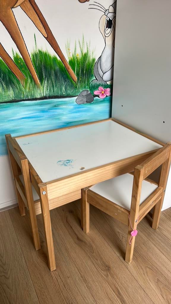Ikea kinder tafeltje met 2 stoeltjes, Kinderen en Baby's, Kinderkamer | Tafels en Stoelen, Ophalen, Zo goed als nieuw, Tafel(s) en Stoel(en)