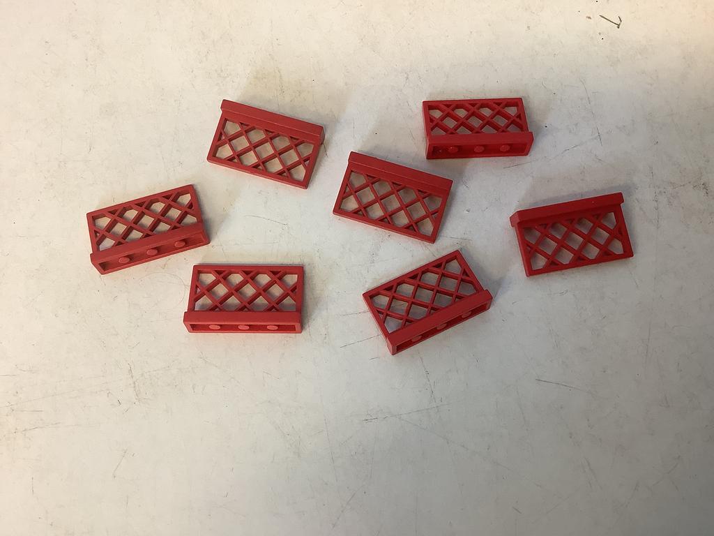 Lego hek raster 1x4x2 rood, Kinderen en Baby's, Speelgoed | Duplo en Lego, Ophalen of Verzenden, Gebruikt, Losse stenen, Lego