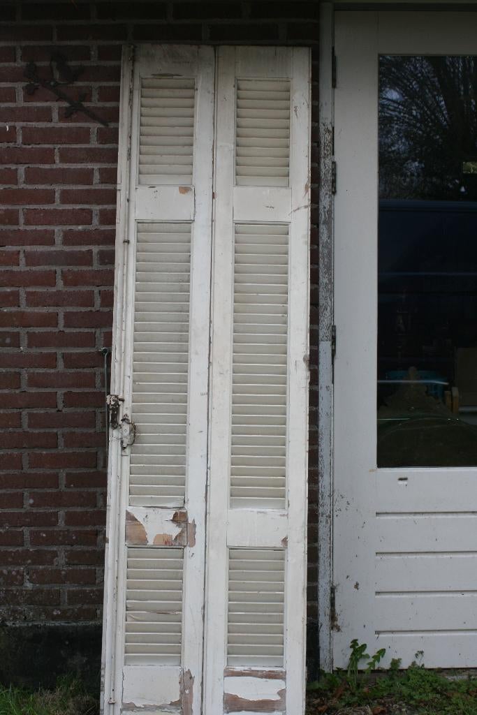 Louvre deuren /luiken 5, Ophalen