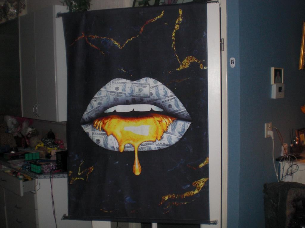 groot wandkleed, velvet. goud met zwart lippen/mond, Ophalen of Verzenden, Zo goed als nieuw