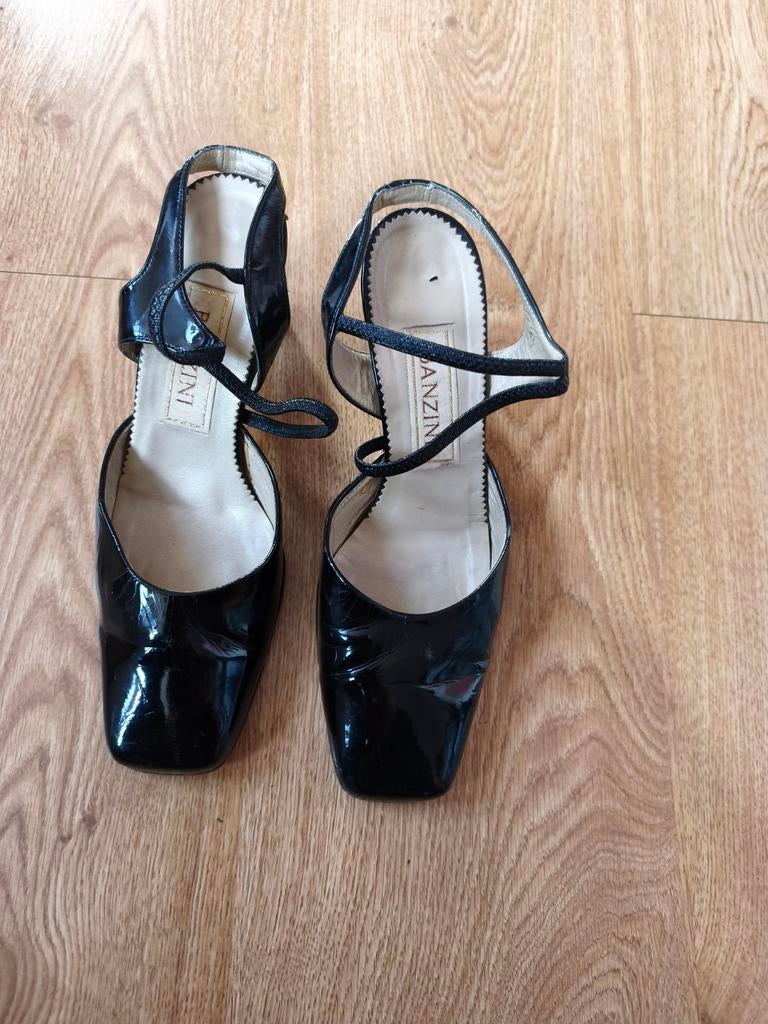 Lakschoenen zwart maat 6 en half, Ophalen of Verzenden, Zo goed als nieuw, Zwart