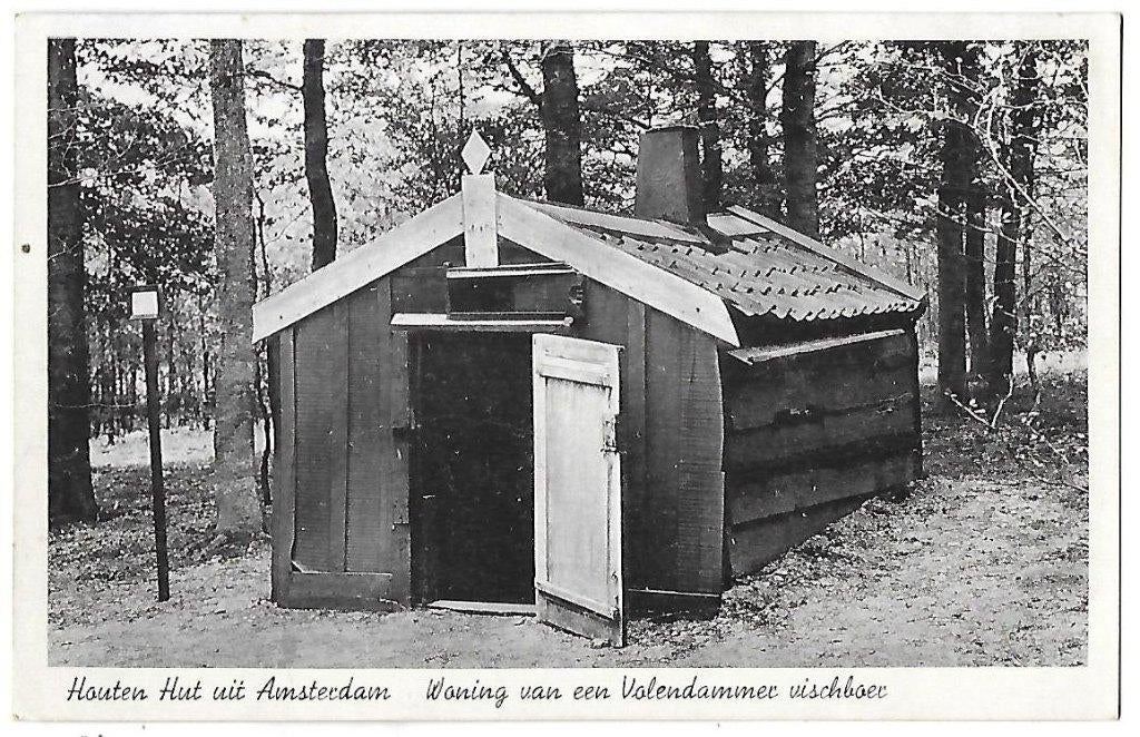 Houten hut uit Amsterdam - Oude gelopen ansichtkaart B676, Ophalen of Verzenden, 1960 tot 1980, Ongelopen, Noord-Holland