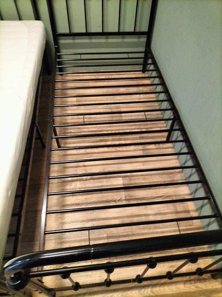 Te koop, 90 cm, Eenpersoons, Zwart, Zo goed als nieuw