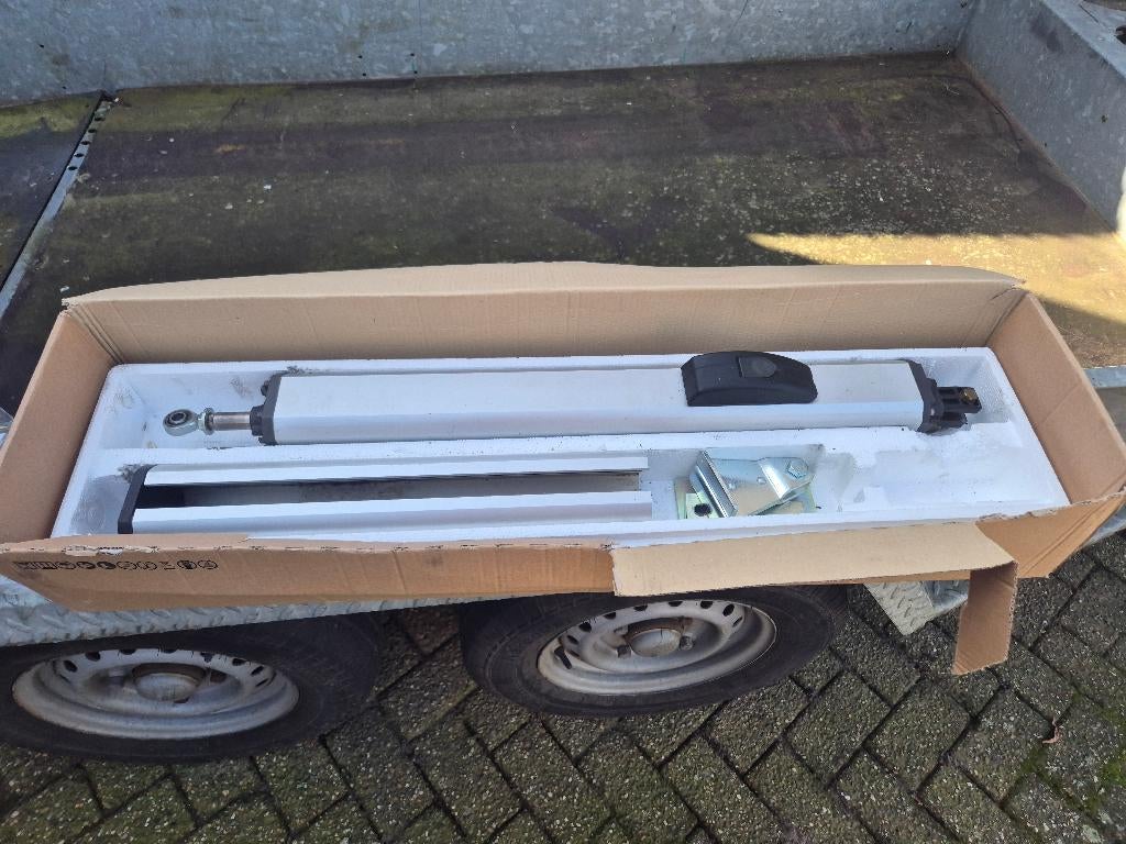 Faac, Ophalen of Verzenden, Zo goed als nieuw