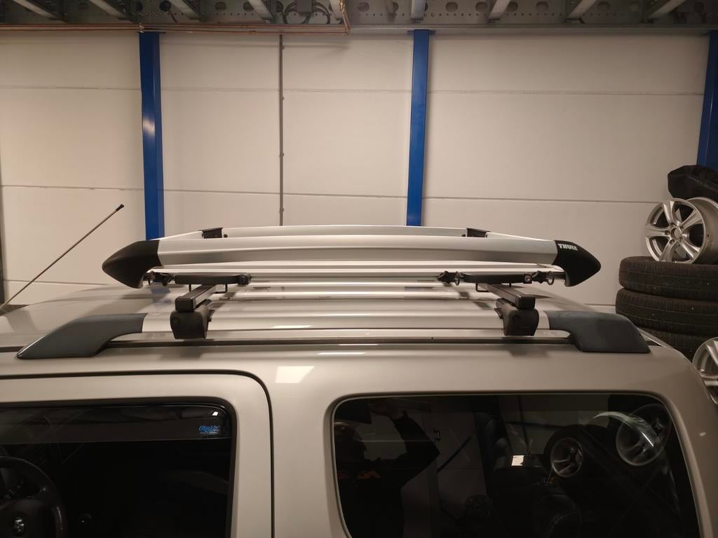 Thule dakdrager Suzuki Jimny 1998-2018, Ophalen