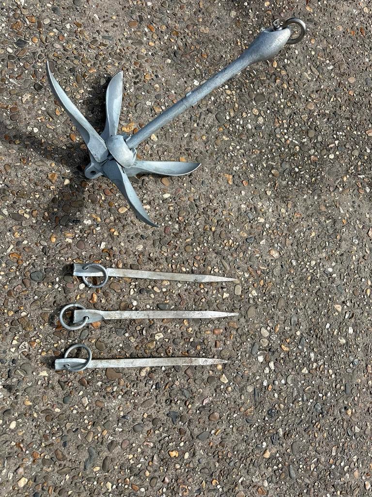 Anker 6kg,3 haringen, vesten, sloten, etc, Ophalen, Gebruikt, Overige typen