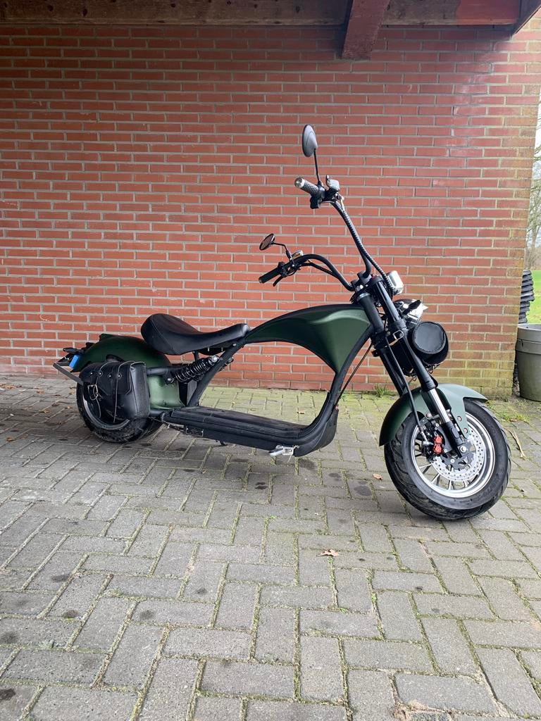 Elektrische E-chopper m1p mat groen, Fietsen en Brommers, Snorfietsen en Snorscooters, Ophalen of Verzenden, Zo goed als nieuw