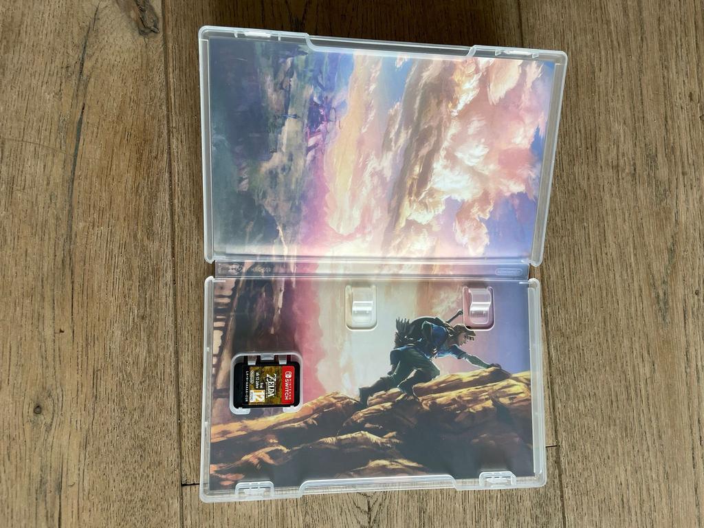 Zelda Breath of the Wild (Switch) + 2 Amiibo, 1 speler, Zo goed als nieuw, Vanaf 12 jaar, Ophalen