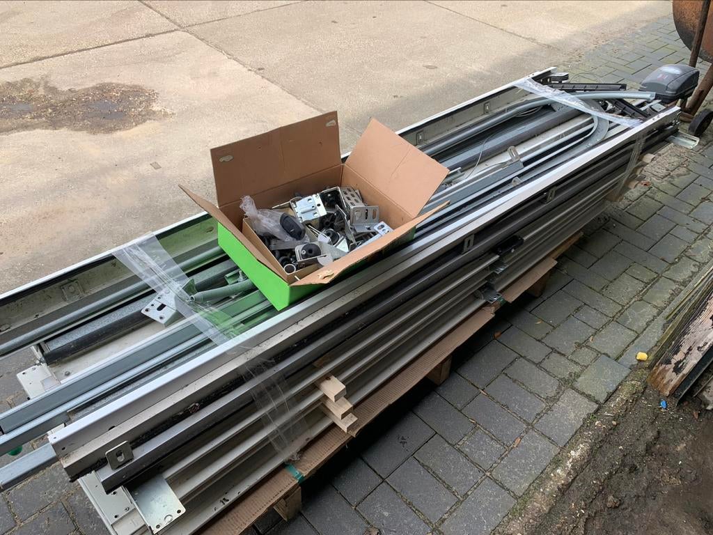 Overhead deur 2415breed x 2365hoog, Ophalen of Verzenden