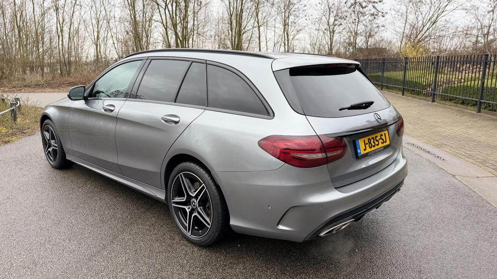 Mercedes-Benz C-klasse Estate 400 4-MATIC 43-AMG BURMESTER N, Auto's, Mercedes-Benz, 2996 cc, Leder, Vierwielaandrijving, 93 €/maand