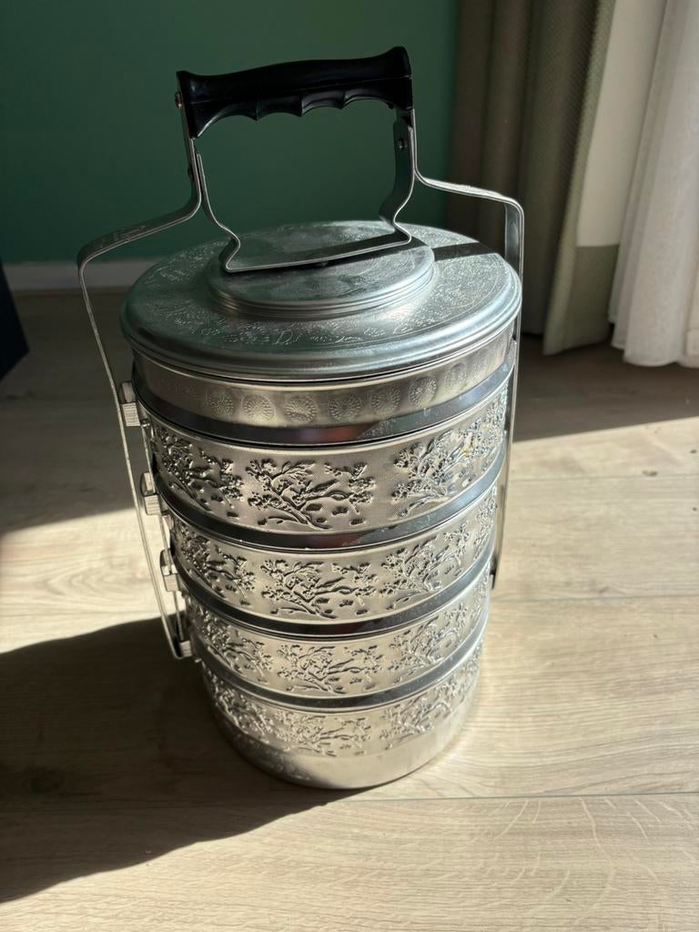 Tiffin-drager pan, Ophalen, Zo goed als nieuw