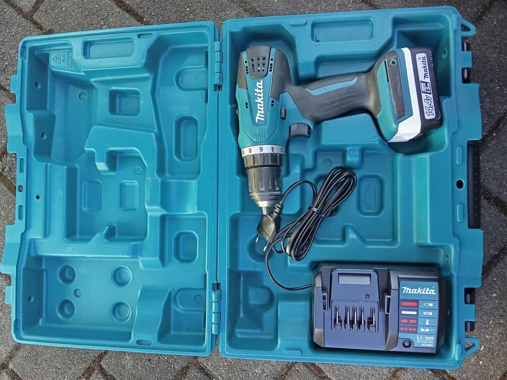 Makita accu boormachine 14.4V 1.5Ah, Doe-het-zelf en Verbouw, Ophalen of Verzenden