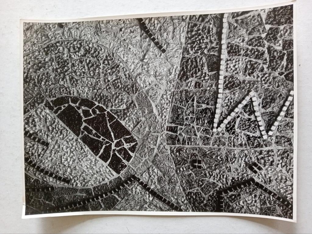 Louis de Roode Mozaïek Shell Pernis foto jaren 60-70, Ophalen of Verzenden