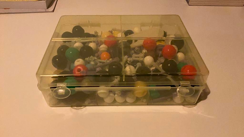 Moleculen bouw set, Ophalen of Verzenden, Zo goed als nieuw