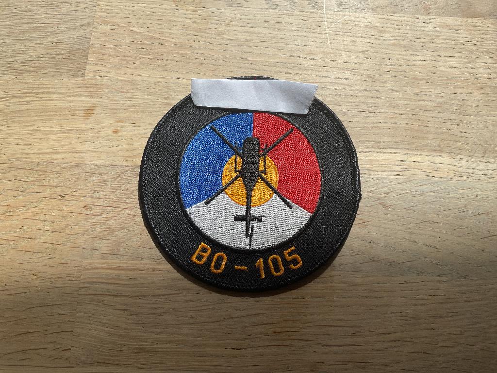 KLU Luchtmacht vlieger badge tactical BO-105, Ophalen of Verzenden, Zo goed als nieuw, Patch, Badge of Embleem