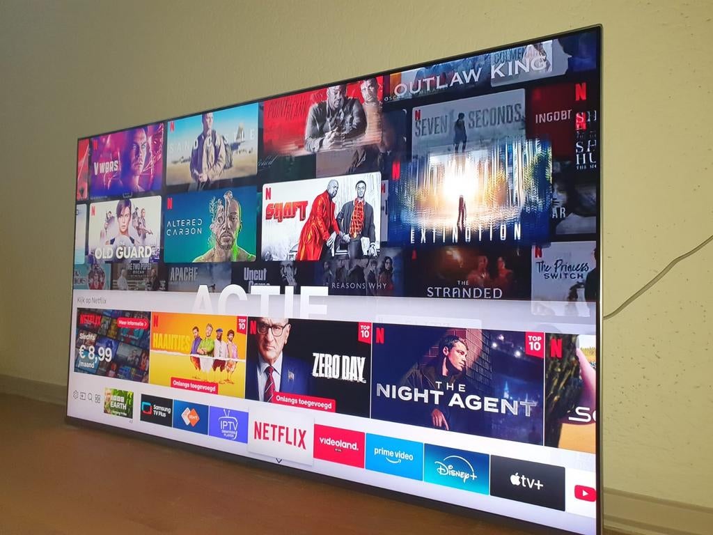 Samsung QLED 4k smart tv 140cm  55inch, Ophalen of Verzenden, Zo goed als nieuw, 100 cm of meer, Samsung