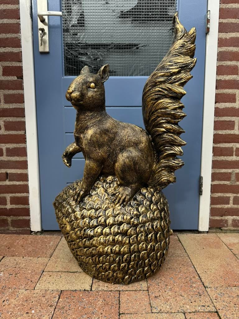 eekhoorn (goud/zwart) 97hoog 50breed 30diep/Nieuw!, Ophalen, Nieuw, Dier