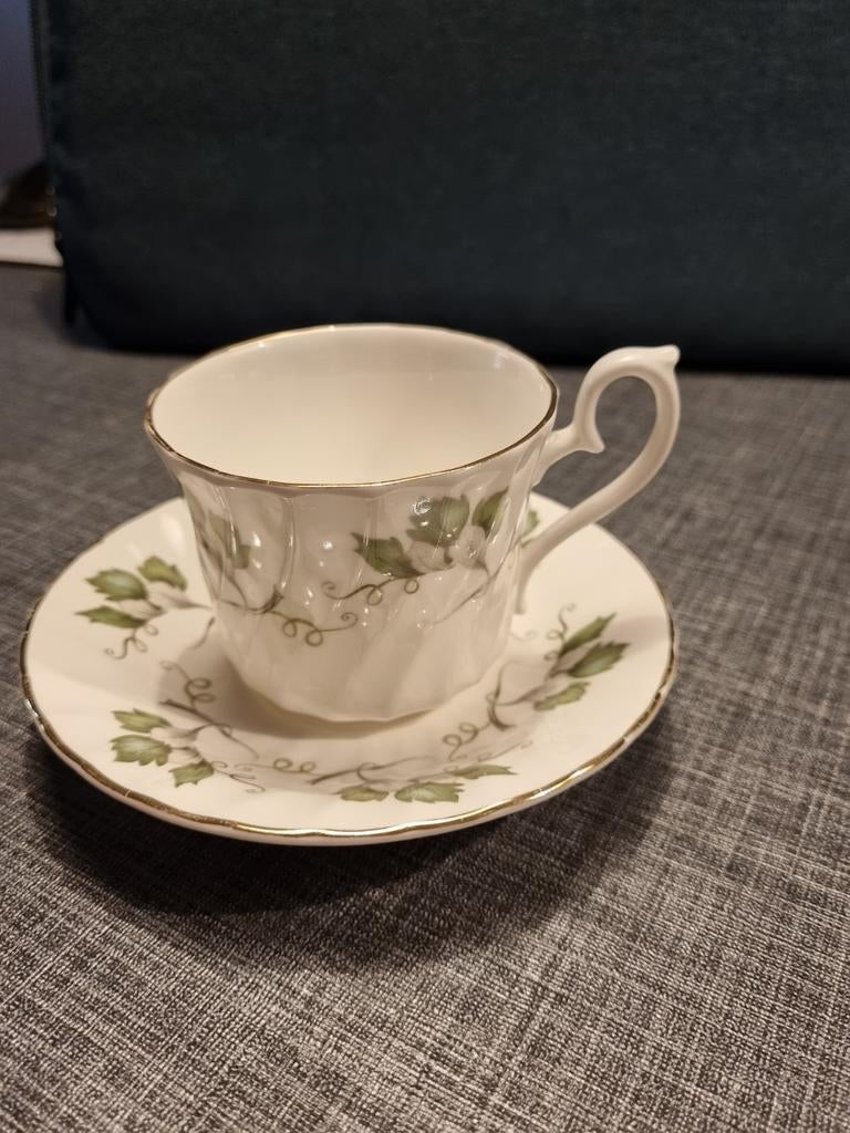 Vintage Engelse kop en schotel, Ophalen of Verzenden