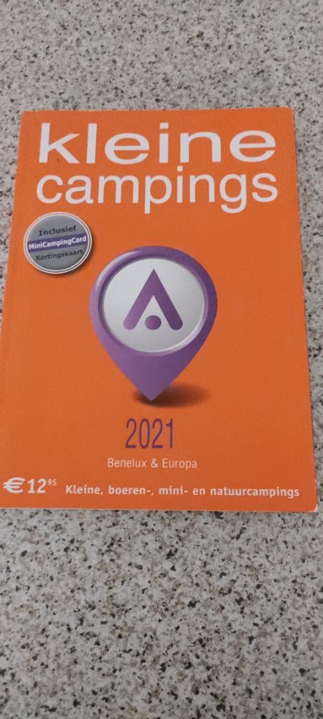 Kleine campings 2021 Benelux & europa, Europa, Ophalen of Verzenden, Reisgids of -boek, Interdijk