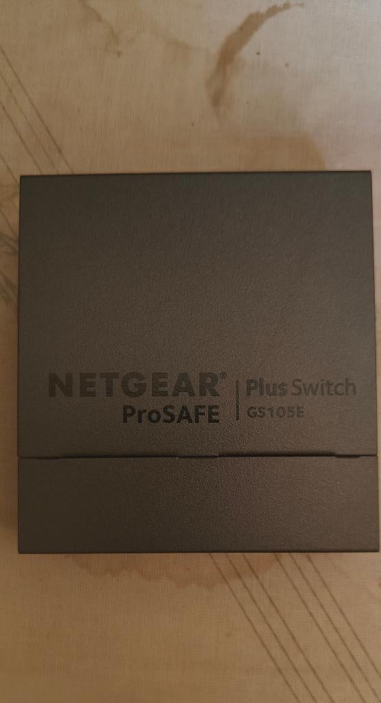 switch, Computers en Software, Routers en Modems, Ophalen of Verzenden, Zo goed als nieuw, Router met modem, Netgear
