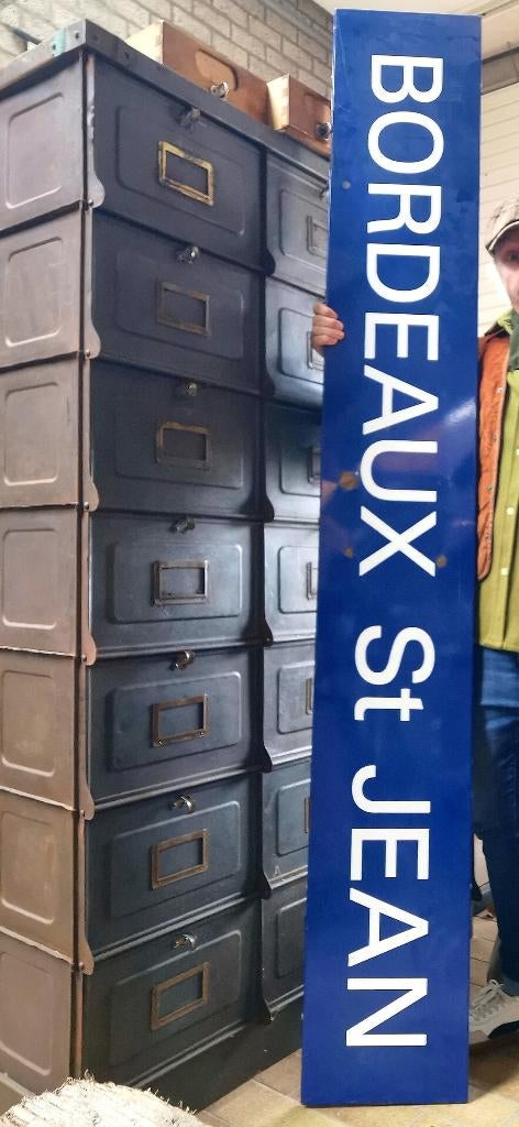 Oud emaille bord treinstation Bordeaux, Ophalen