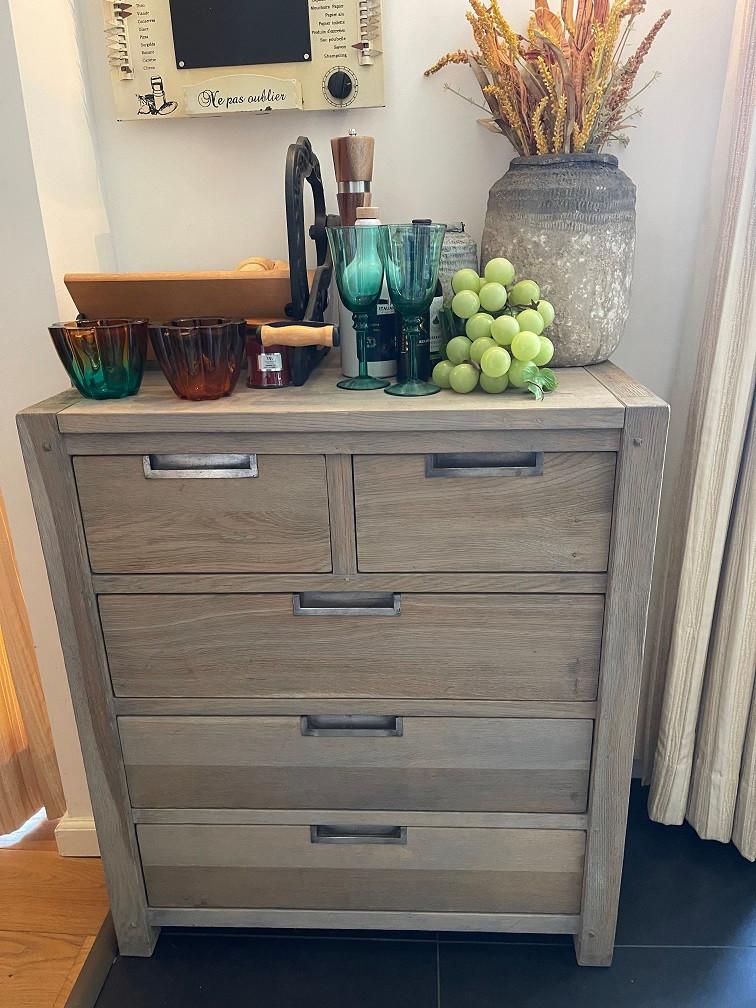 2x Eichholtz rustiek eiken LADEKAST FLAMANT grijze finish, Ophalen, Eichholtz, Eikenhout, Delfweg 52 Noordwijkerhout