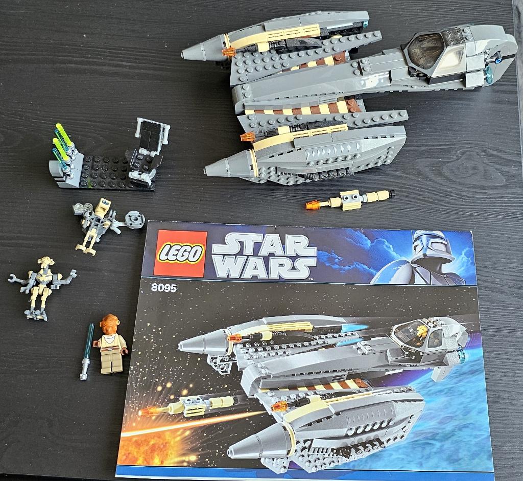 8095 Lego Star Wars General Grievous's Starfighter, Kinderen en Baby's, Speelgoed | Duplo en Lego, Ophalen of Verzenden, Zo goed als nieuw