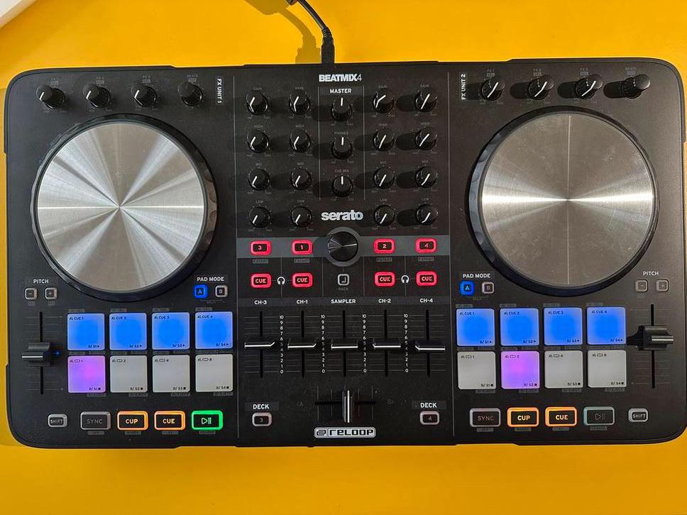 Dj mix serato, Ophalen of Verzenden, Zo goed als nieuw, Overige merken