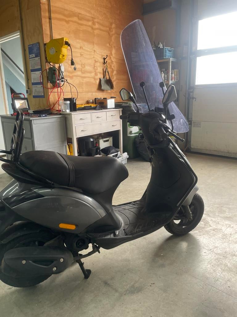 Piaggio zip 4 takt - motor defect, Ophalen, Gebruikt, Maximaal 45 km/u, Zip